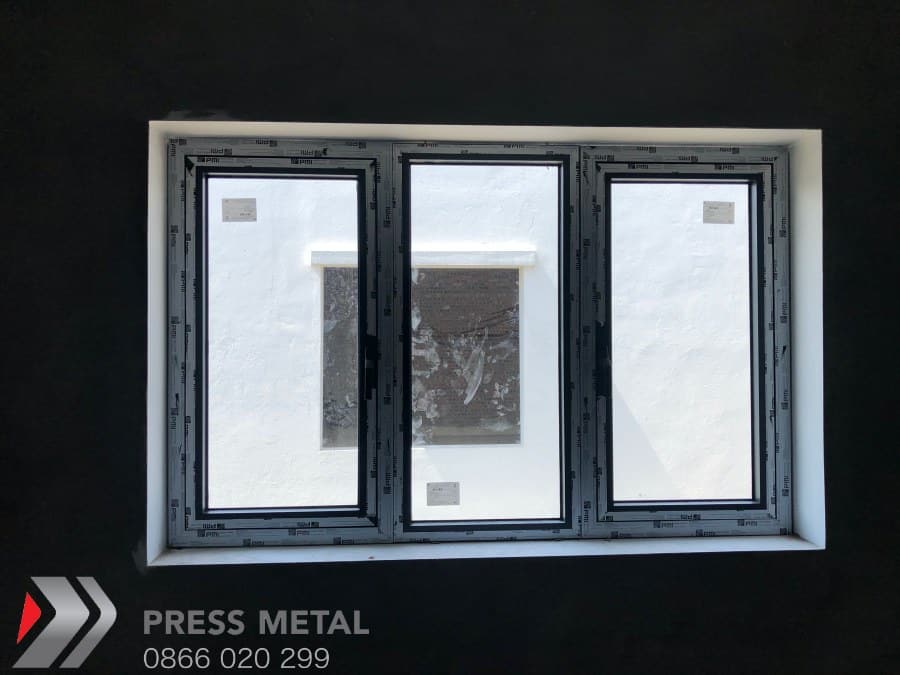 mau cua so nhom pmi 3 canh