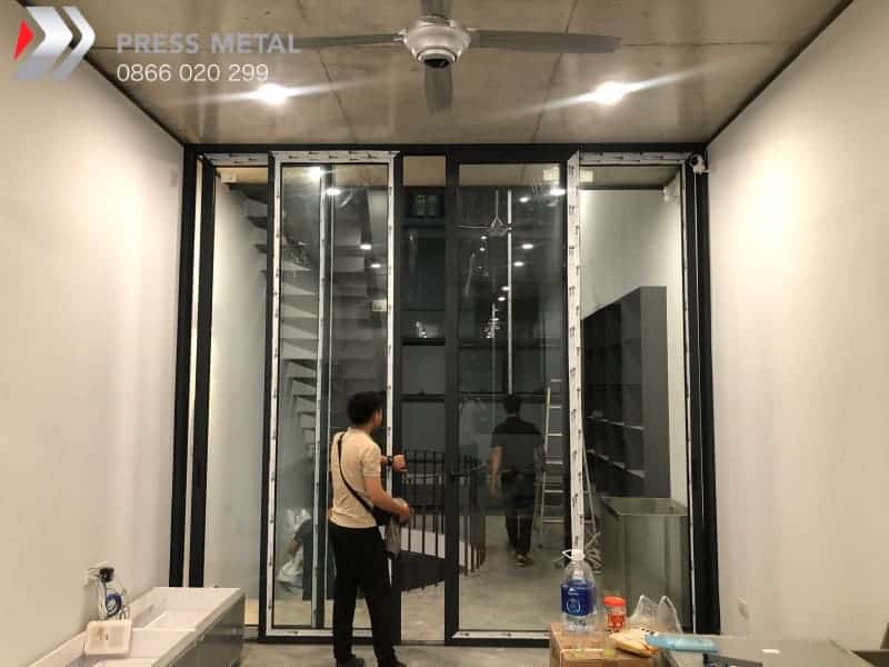 Công Trình Nhà 4 Tầng Với Cửa Nhôm PMI tại Long Biên, Hà Nội 10 cong trinh nha 4 tang voi cua nhom pmi tai long bien ha noi 3124 1