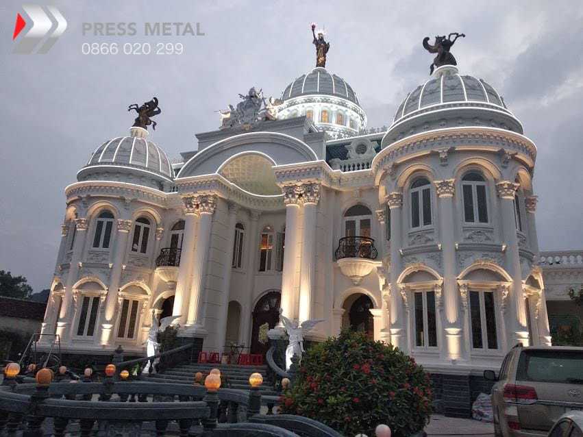 Lâu Đài Tráng Lệ Với Cửa Nhôm PMI Nhập Khẩu PressMetal 9 lau dai trang le voi cua nhom pmi nhap khau pressmetal 3135